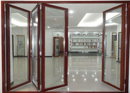 cửa kính cường lực có an toàn không